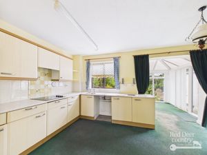 Kitchen/Dining Room- click for photo gallery